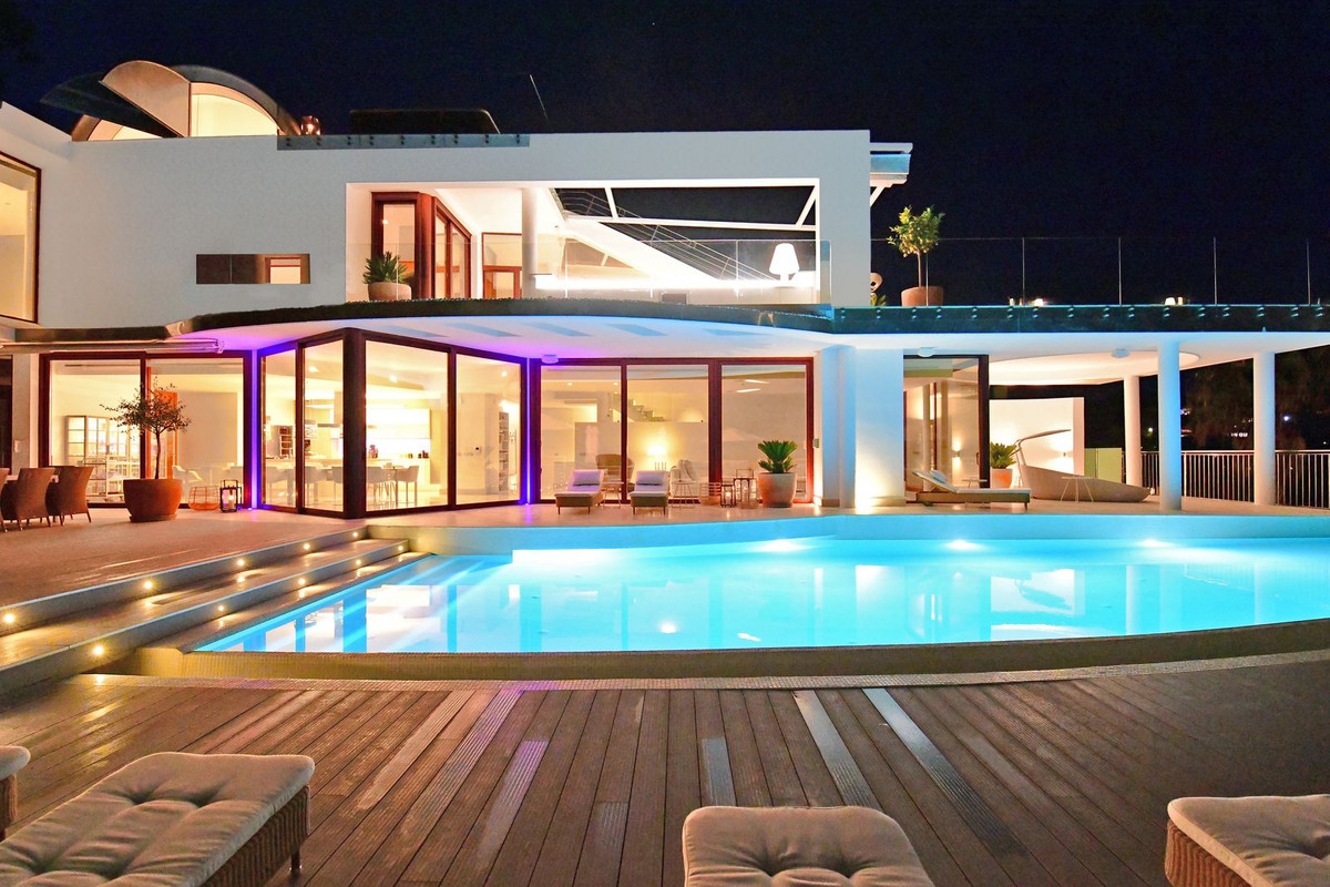 Nueva Andalucía, Marbella