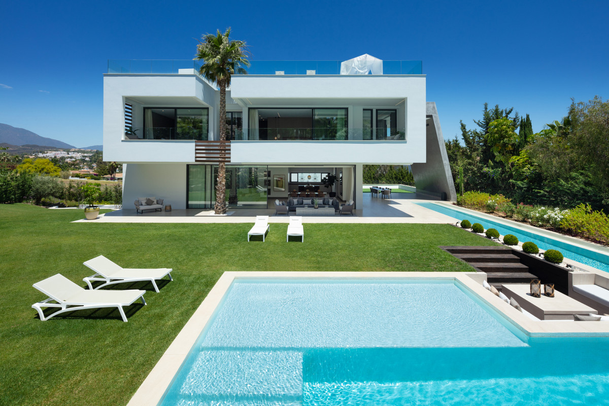 Nueva Andalucía, Marbella