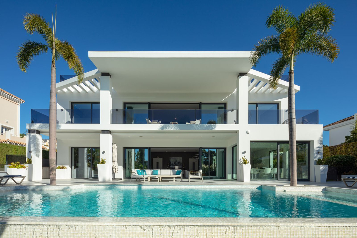 Nueva Andalucía, Marbella